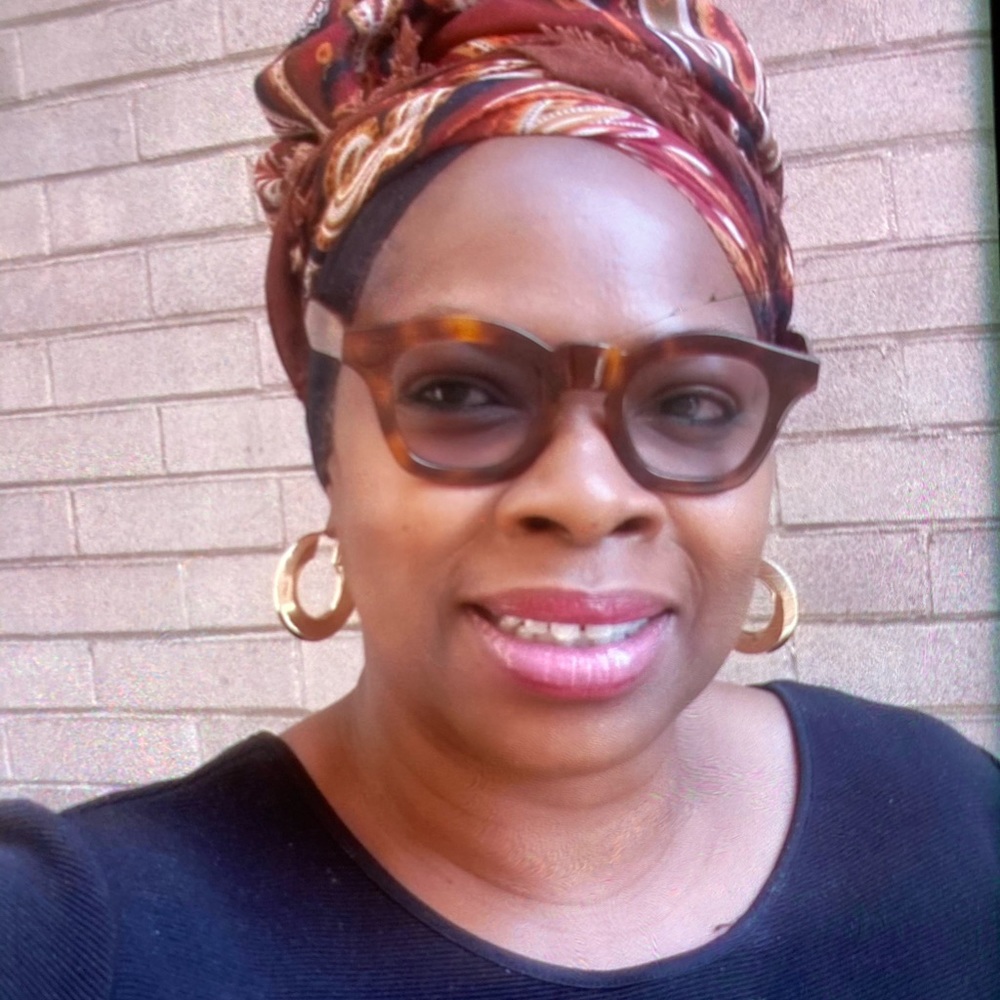Meet your Posher, Tonya